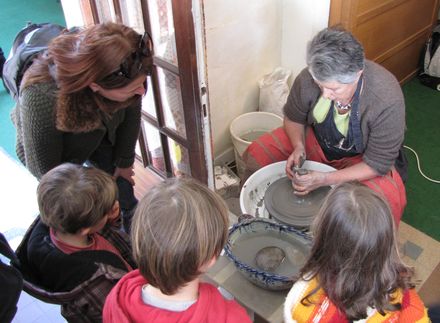 Découverte de la poterie sur tour